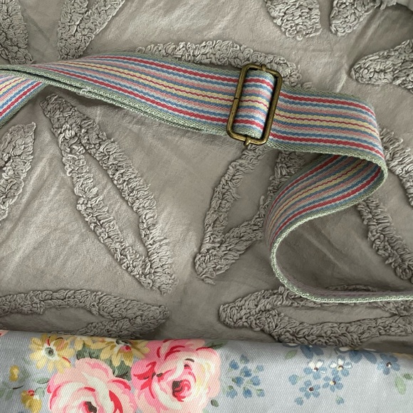 NEW Cath Kidston Matching Floral Cross Body Bag and Wallet - Picture 13 of 15